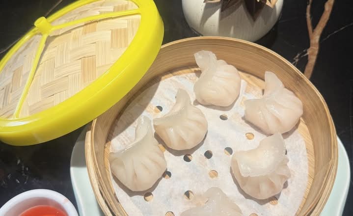C8.shrimp Dumplings C8.虾饺